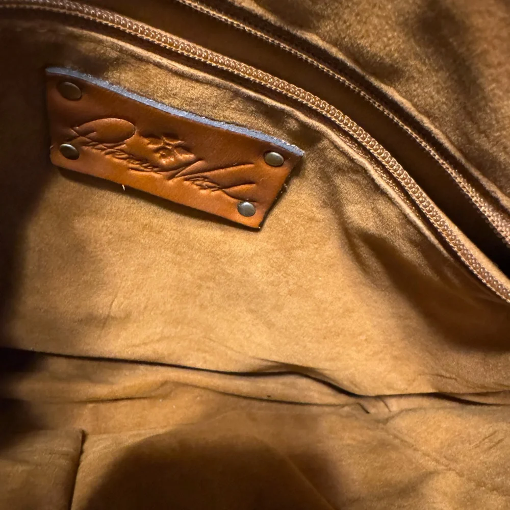 Patricia Nash mustard yellow leather handbag - Picture 7 of 8